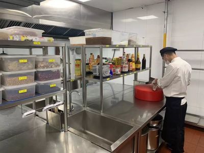 后厨曝光再引关注 慈溪网红餐饮店供应链管理成焦点